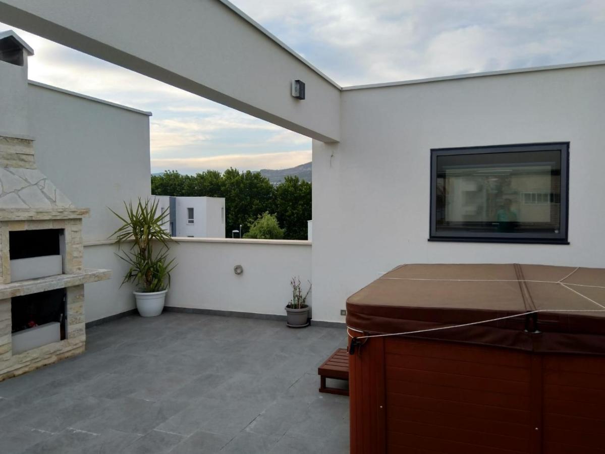 Sea Pearl Luxury Apartment Podstrana Dış mekan fotoğraf